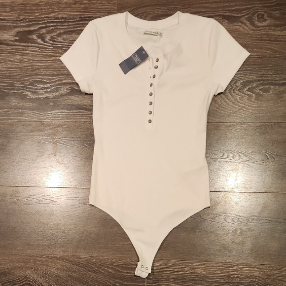 Abercrombie & Fitch Tops - ❤️ NWT! ABERCROMBIE & FITCH WHITE HENLEY THONG BODYSUIT, MEDIUM